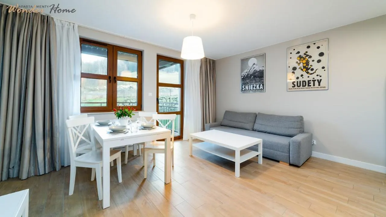 아파트 Wonder Home - Apartamenty Residence Karpacz Blisko Stoku Narciarskiego, Z Balkonami I Parkingiem 폴란드