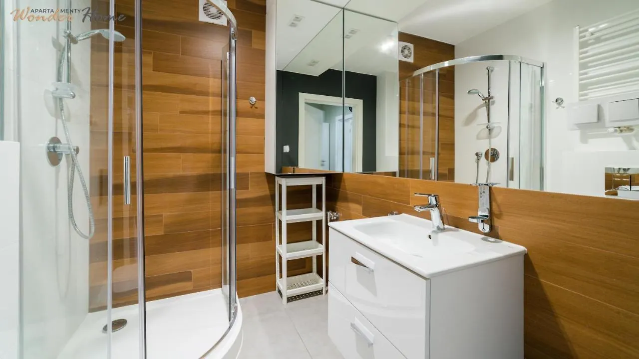 Apartment Wonder Home - Apartamenty Residence Karpacz: Slope-Side Suites on Sudeten Trail