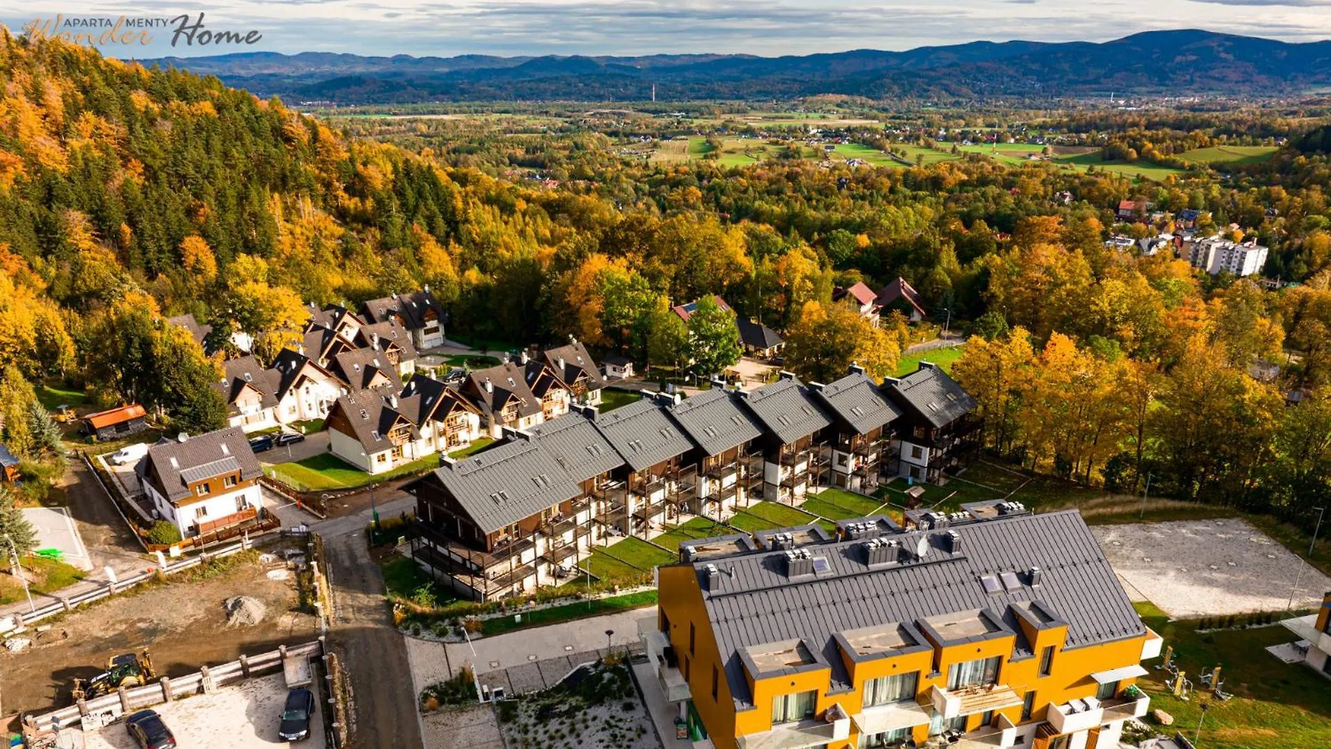 Apartment Wonder Home - Apartamenty Residence Karpacz: Slope-Side Suites on Sudeten Trail